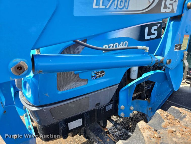 image for item DT4900 LS Mtron P7040 MFWD tractor