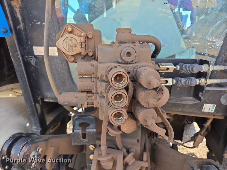 image for item DT4900 LS Mtron P7040 MFWD tractor