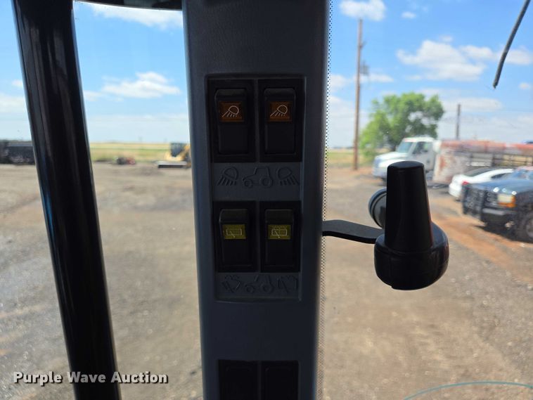 image for item DT4900 LS Mtron P7040 MFWD tractor