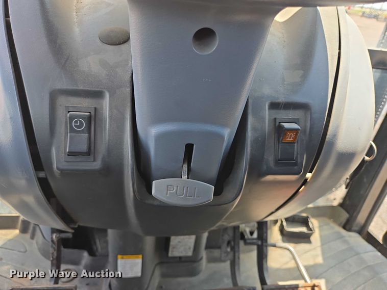 image for item DT4900 LS Mtron P7040 MFWD tractor