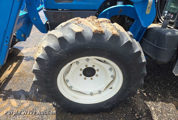 image for item DT4900 LS Mtron P7040 MFWD tractor