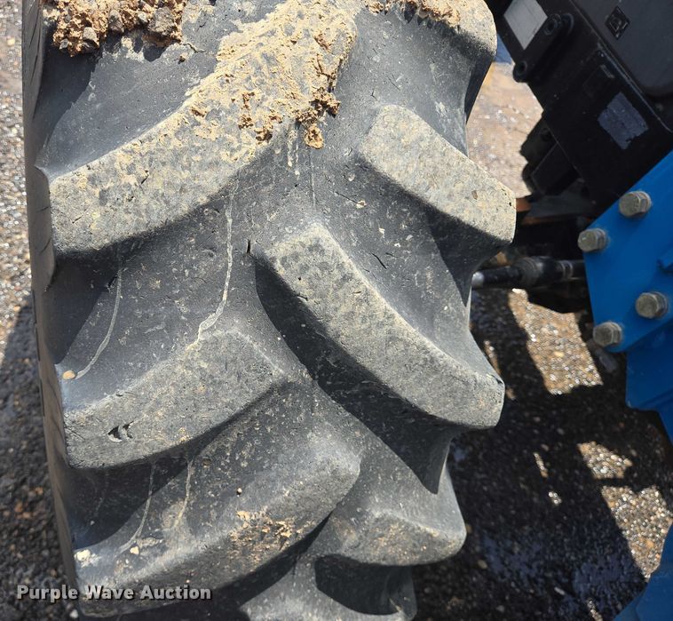 image for item DT4900 LS Mtron P7040 MFWD tractor