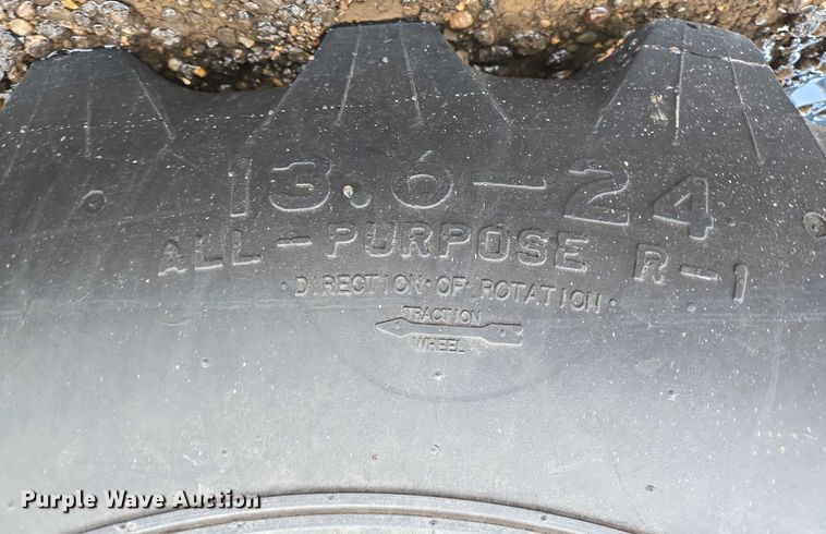 image for item DT4900 LS Mtron P7040 MFWD tractor