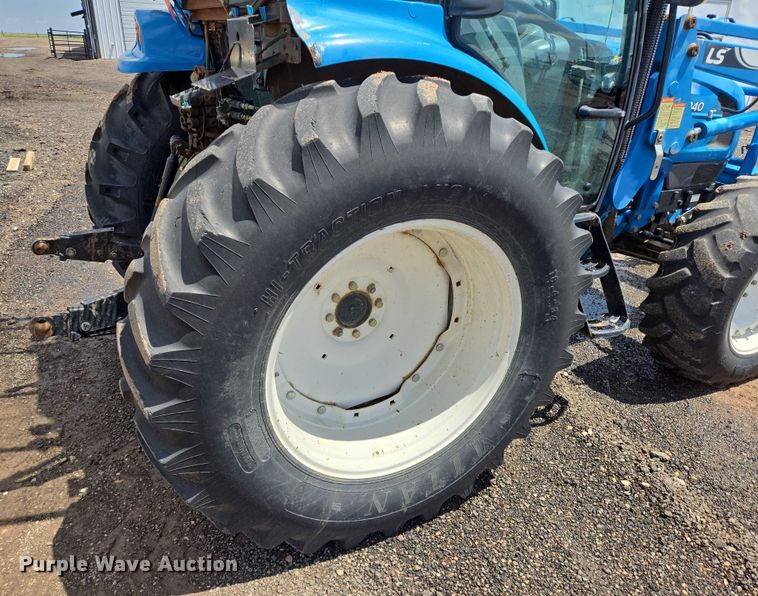 image for item DT4900 LS Mtron P7040 MFWD tractor