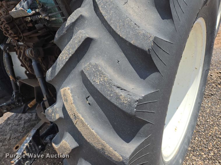 image for item DT4900 LS Mtron P7040 MFWD tractor