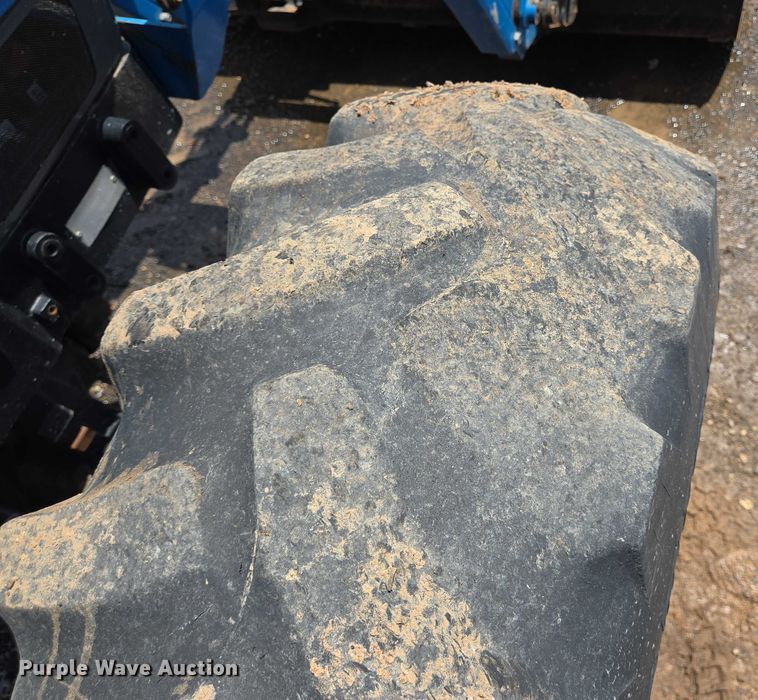 image for item DT4900 LS Mtron P7040 MFWD tractor