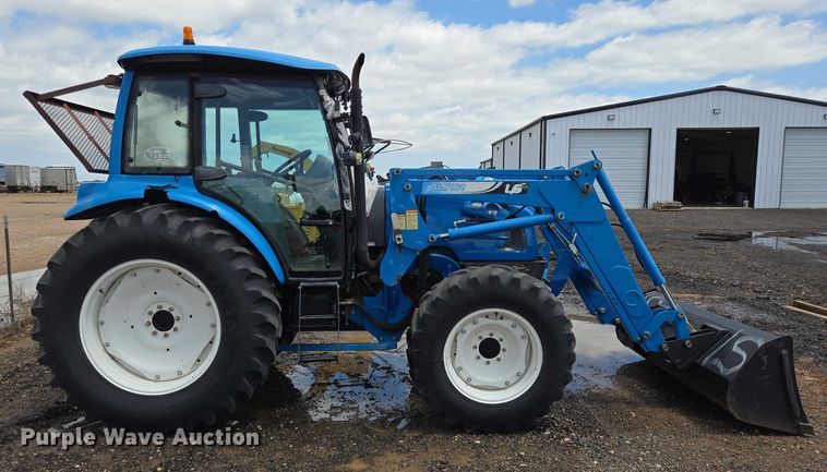 image for item DT4901 LS P7040C MFWD tractor