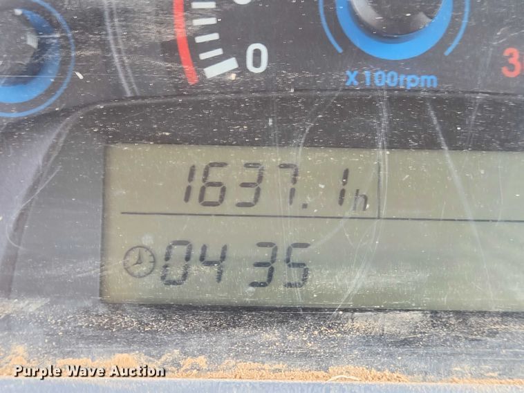 image for item DT4901 LS P7040C MFWD tractor