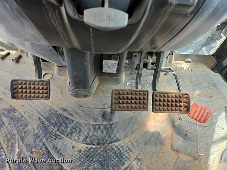 image for item DT4901 LS P7040C MFWD tractor