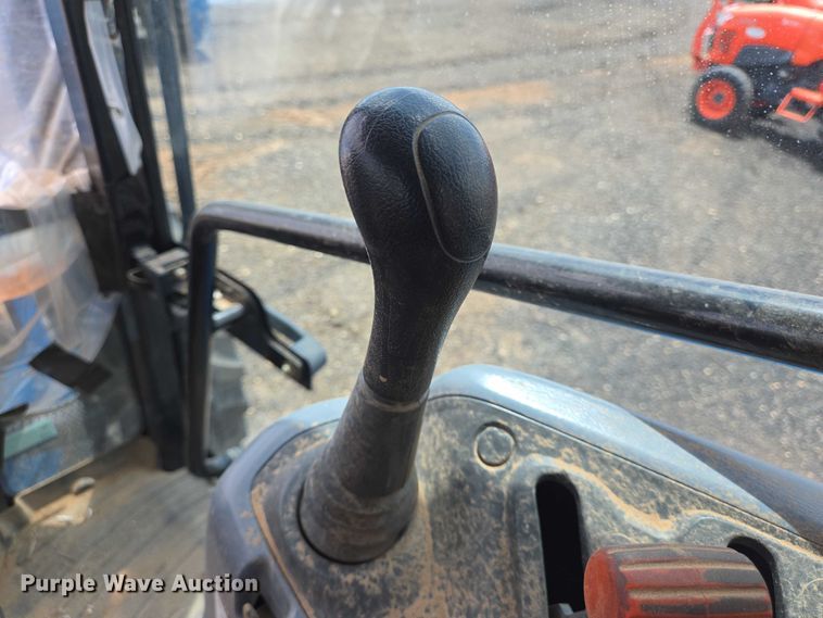 image for item DT4901 LS P7040C MFWD tractor