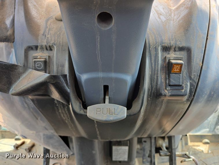 image for item DT4901 LS P7040C MFWD tractor