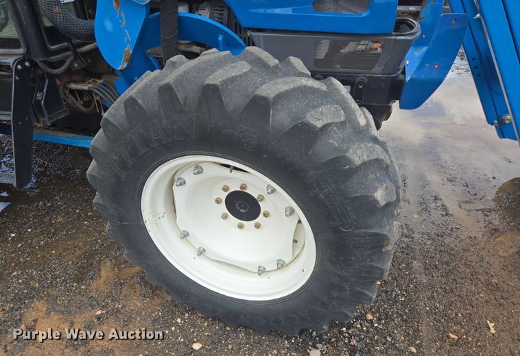 image for item DT4901 LS P7040C MFWD tractor