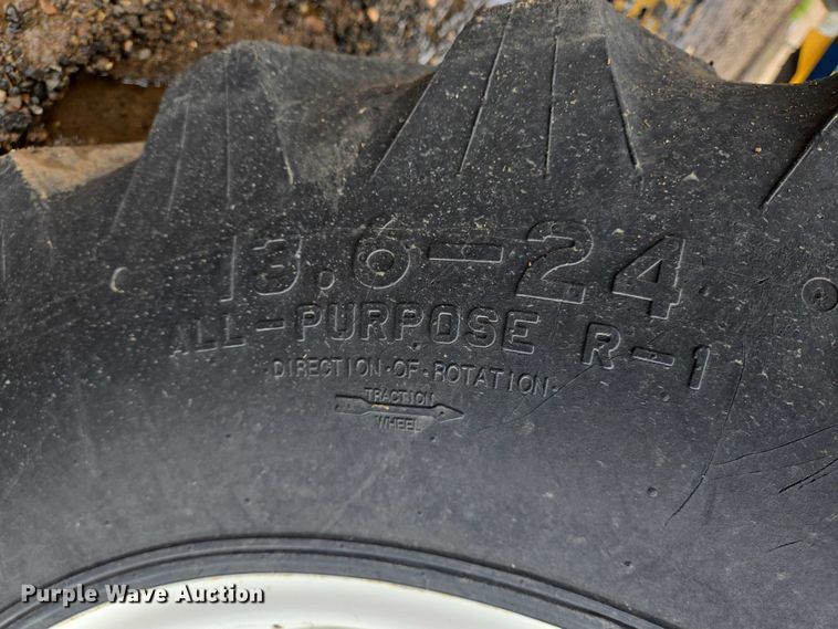 image for item DT4901 LS P7040C MFWD tractor