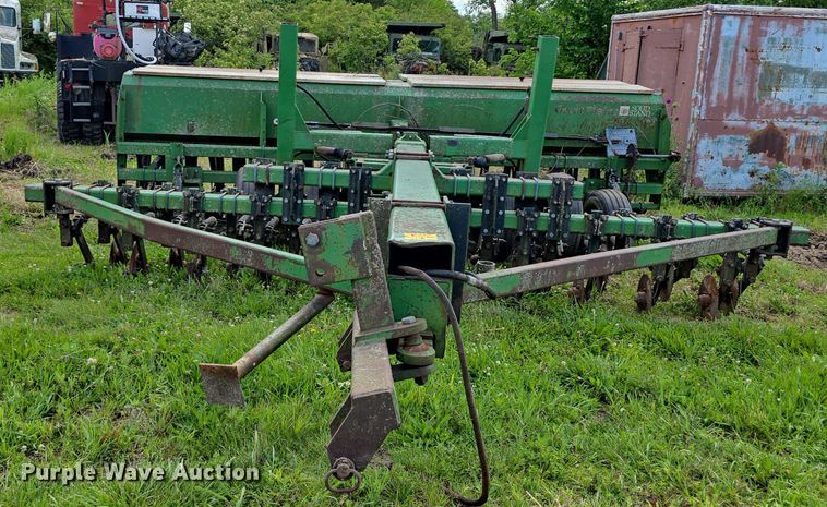 image for item DT6939 Great Plains Solid Stand 15 no-till grain drill
