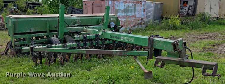 image for item DT6939 Great Plains Solid Stand 15 no-till grain drill