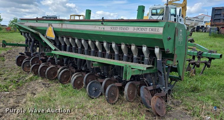 image for item DT6939 Great Plains Solid Stand 15 no-till grain drill