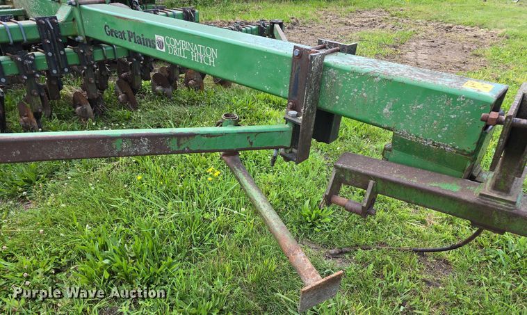 image for item DT6939 Great Plains Solid Stand 15 no-till grain drill