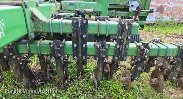 image for item DT6939 Great Plains Solid Stand 15 no-till grain drill