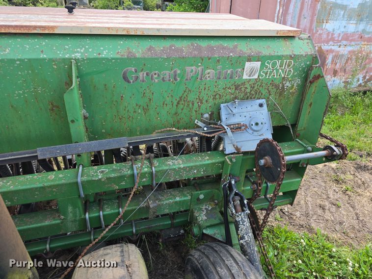 image for item DT6939 Great Plains Solid Stand 15 no-till grain drill
