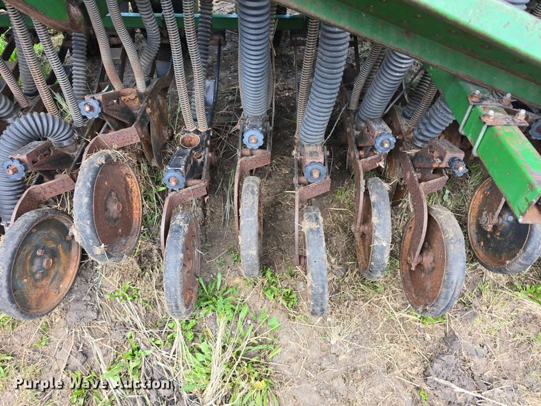image for item DT6939 Great Plains Solid Stand 15 no-till grain drill