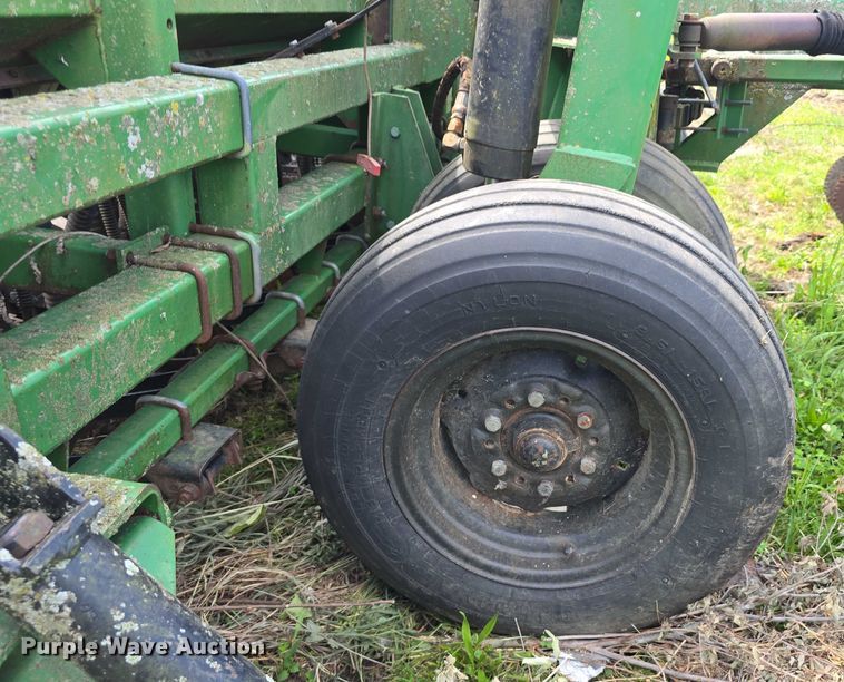 image for item DT6939 Great Plains Solid Stand 15 no-till grain drill