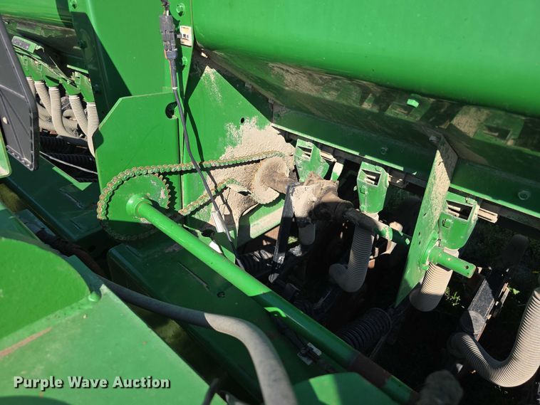 image for item DT6954 John Deere 455 grain drill