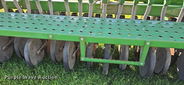 image for item DT6954 John Deere 455 grain drill