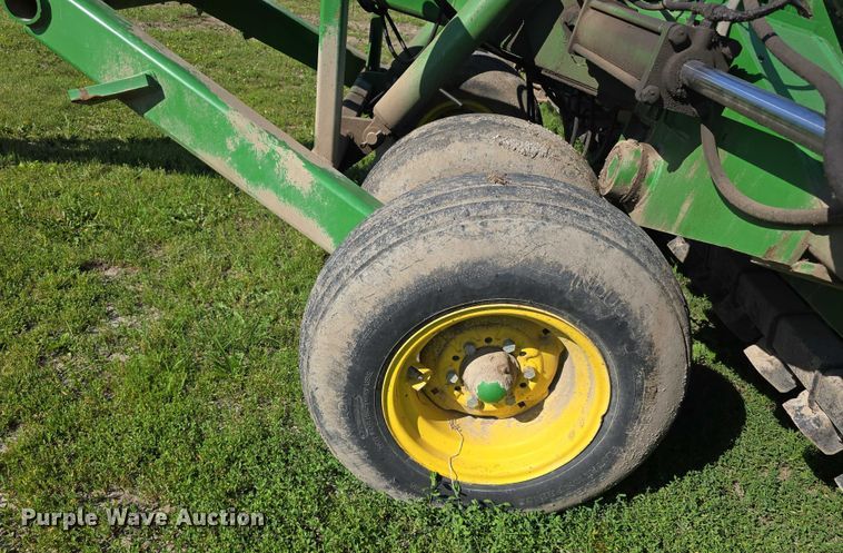 image for item DT6954 John Deere 455 grain drill