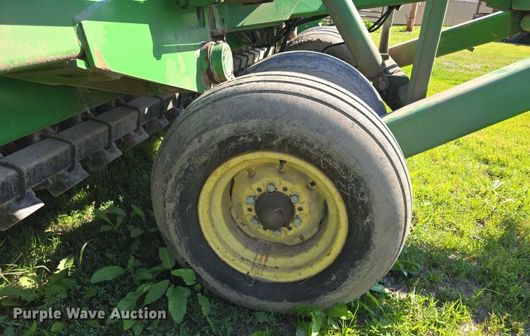 image for item DT6954 John Deere 455 grain drill
