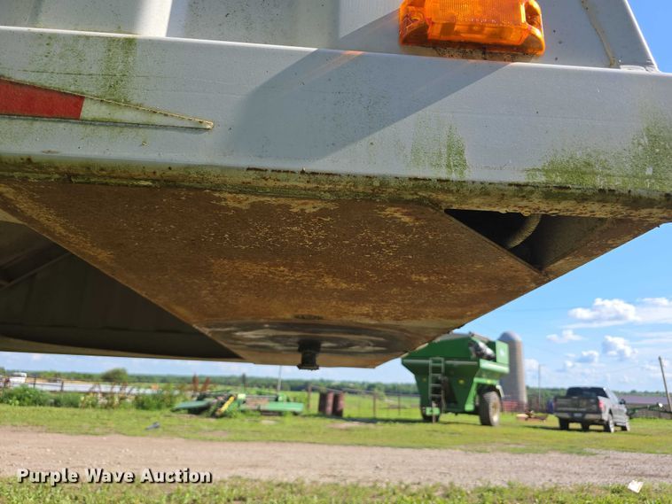 image for item DT6955 1999 Jet Company  30' GT grain trailer