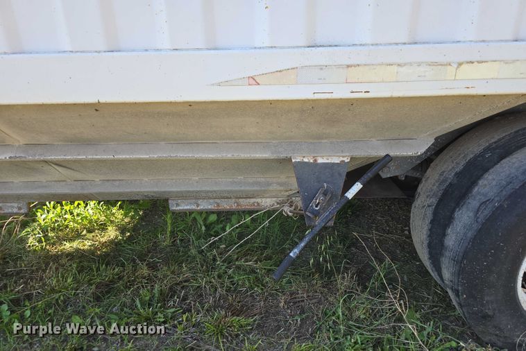 image for item DT6955 1999 Jet Company  30' GT grain trailer
