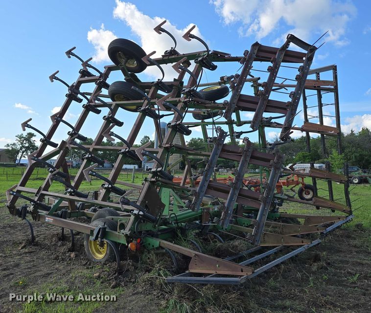 image for item DT6962 John Deere field cultivator