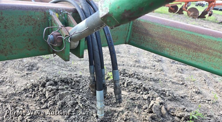 image for item DT6962 John Deere field cultivator