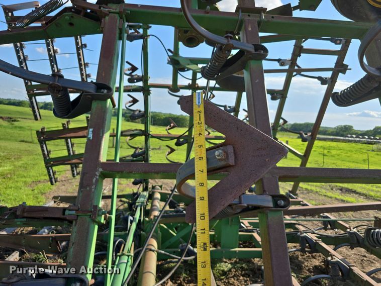 image for item DT6962 John Deere field cultivator