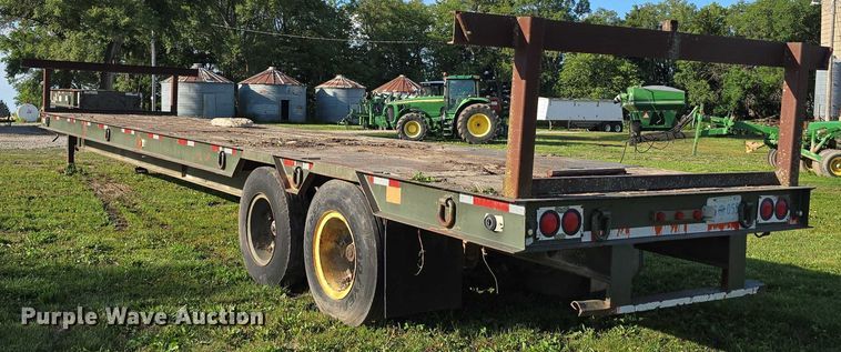 image for item DT6964 1980 Vulcan Mfg Trailers LB20 drop deck trailer
