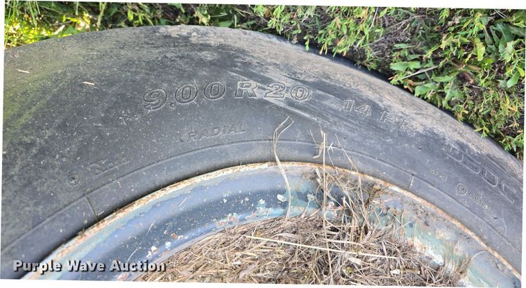 image for item DT6964 1980 Vulcan Mfg Trailers LB20 drop deck trailer