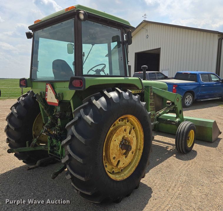 image for item DT7206 1975 John Deere 4030 tractor