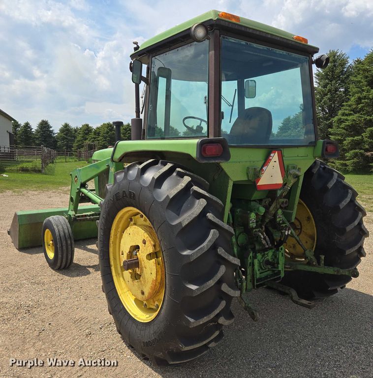 image for item DT7206 1975 John Deere 4030 tractor