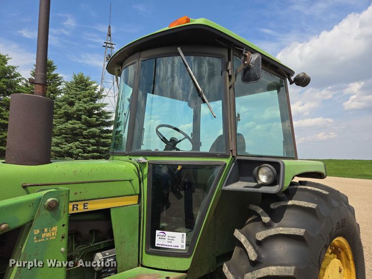 image for item DT7206 1975 John Deere 4030 tractor