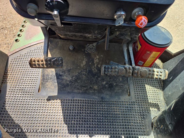 image for item DT7206 1975 John Deere 4030 tractor