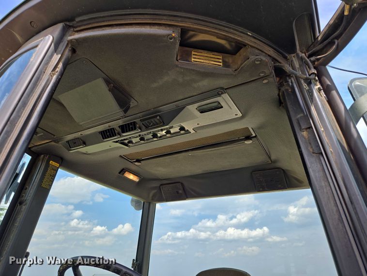 image for item DT7206 1975 John Deere 4030 tractor