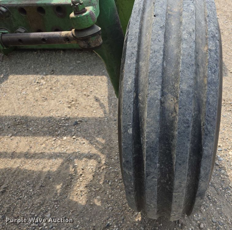 image for item DT7206 1975 John Deere 4030 tractor