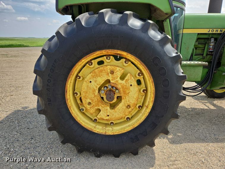 image for item DT7206 1975 John Deere 4030 tractor