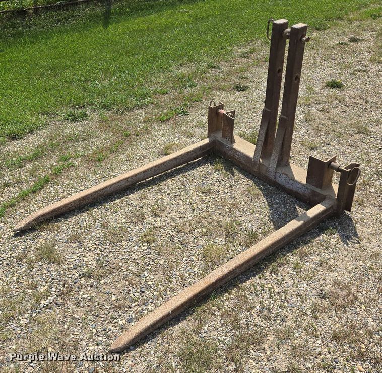 image for item DT7206 1975 John Deere 4030 tractor