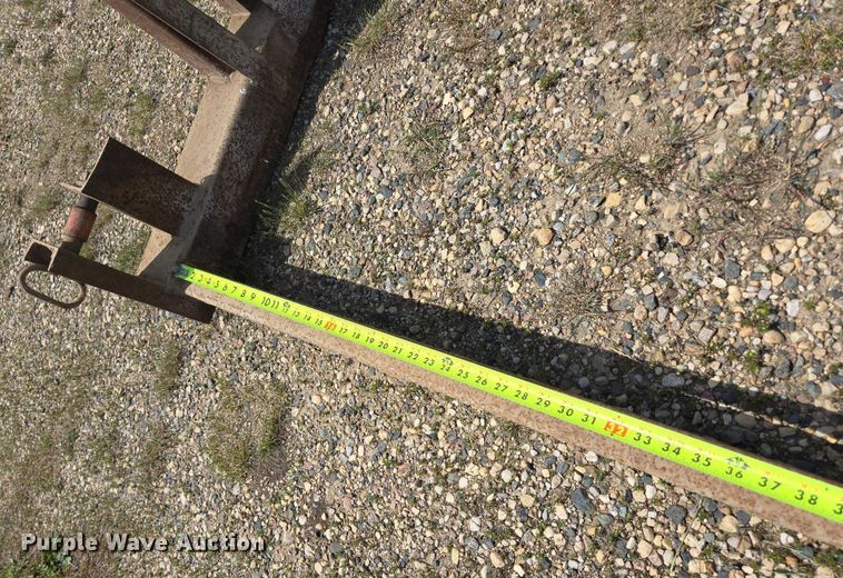 image for item DT7206 1975 John Deere 4030 tractor