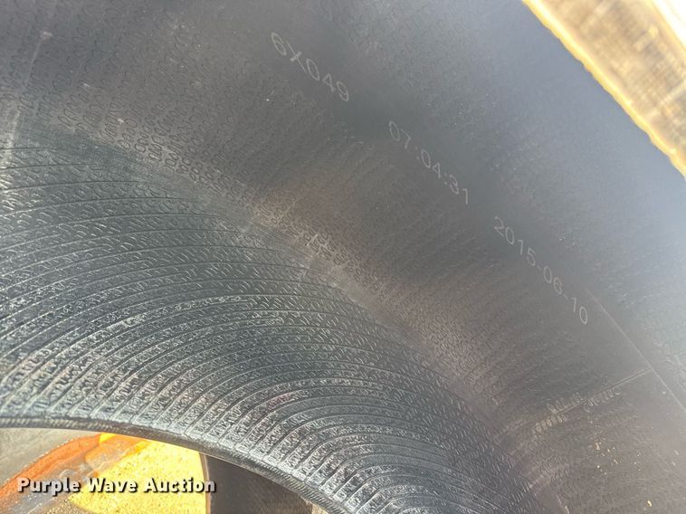 image for item DU7772 (4) tires