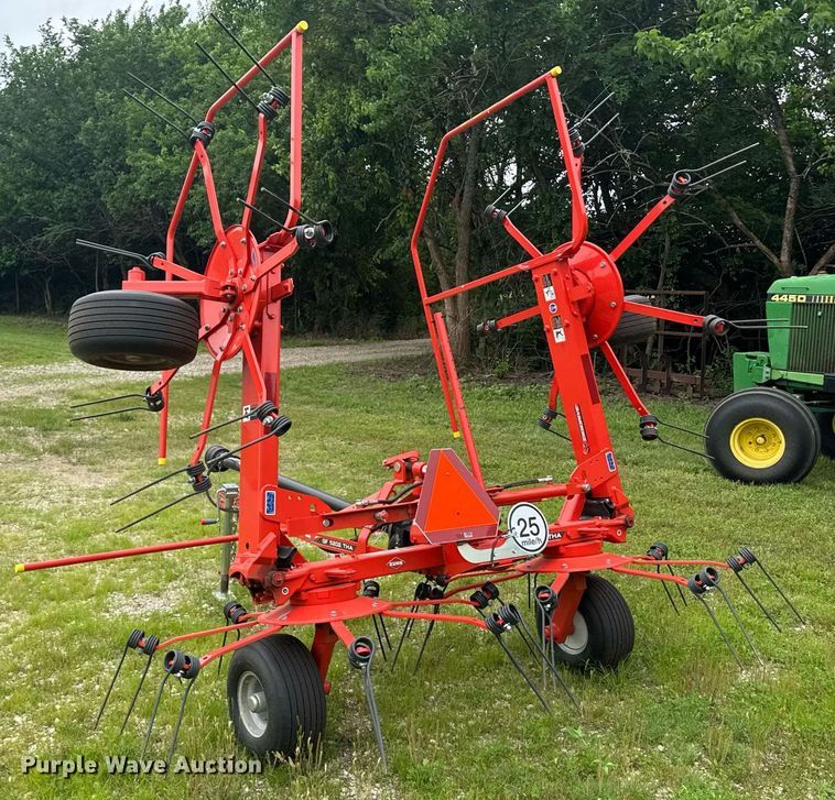 image for item DU7815 Kuhn GF 5202 THA hay tedder