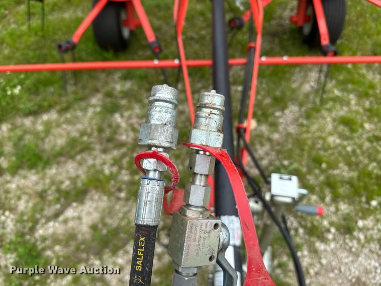 image for item DU7815 Kuhn GF 5202 THA hay tedder