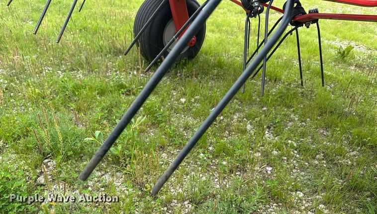 image for item DU7815 Kuhn GF 5202 THA hay tedder