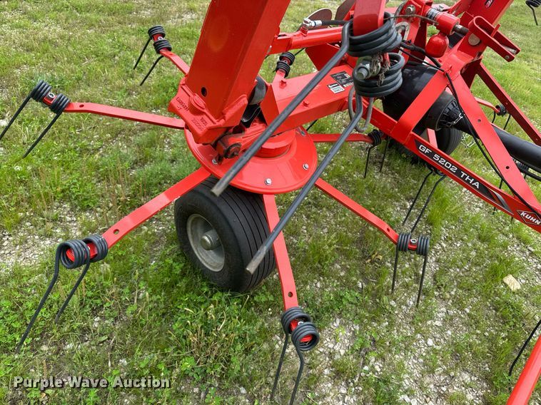 image for item DU7815 Kuhn GF 5202 THA hay tedder